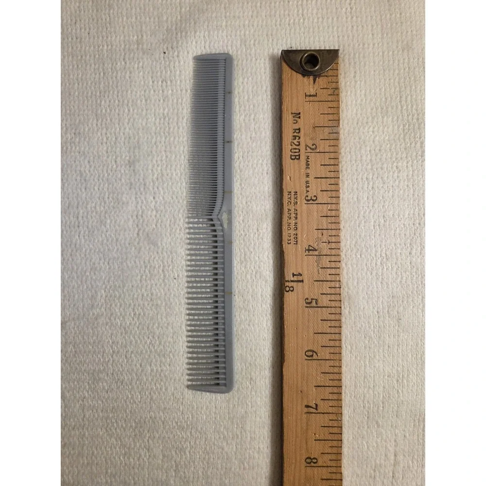 DuPont Starflite Comb Lot – No. 67 & No. 858 – Vintage Stylist Combs USA – Gray
